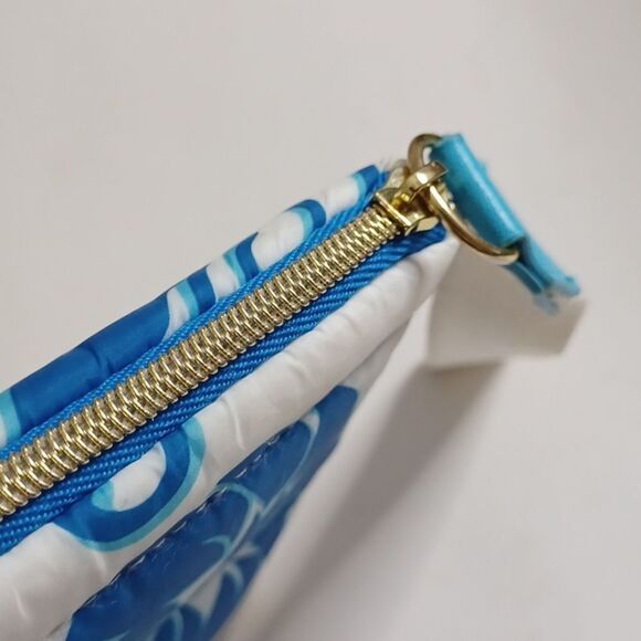 Estee Lauder Blue Floral Women's Makeup Bag - Picture 7 of 10